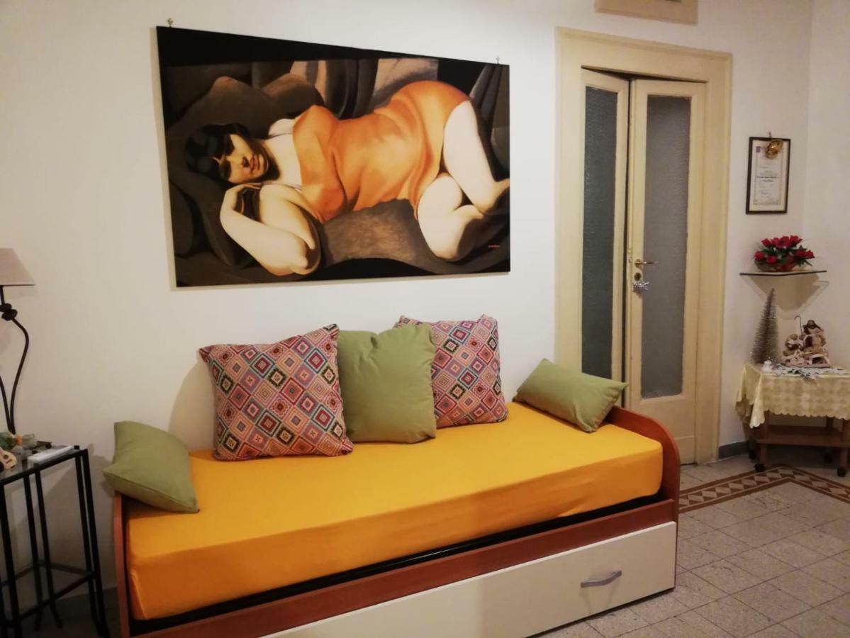Casa Lillina A Toledo , Near Piazza Del Plebiscito Napoli