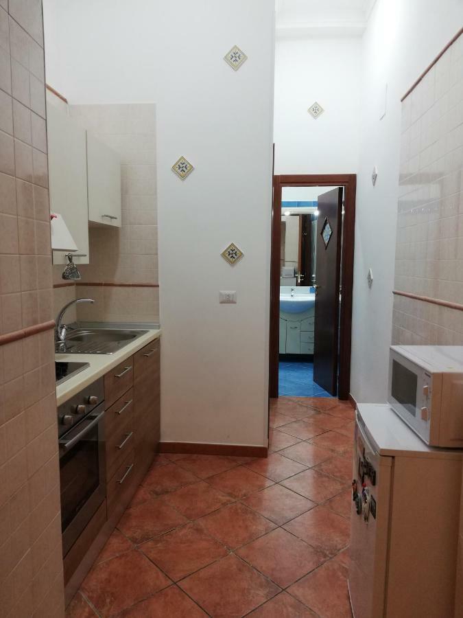 Appartamento Casa Lillina A Toledo , Near Piazza Del Plebiscito Napoli