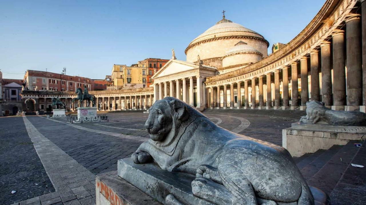 Appartement Casa Lillina A Toledo , Near Piazza Del Plebiscito Napels