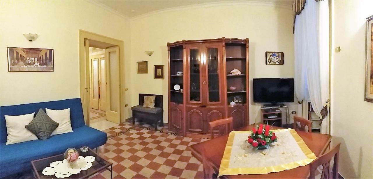Casa Lillina A Toledo , Near Piazza Del Plebiscito Appartement Napels